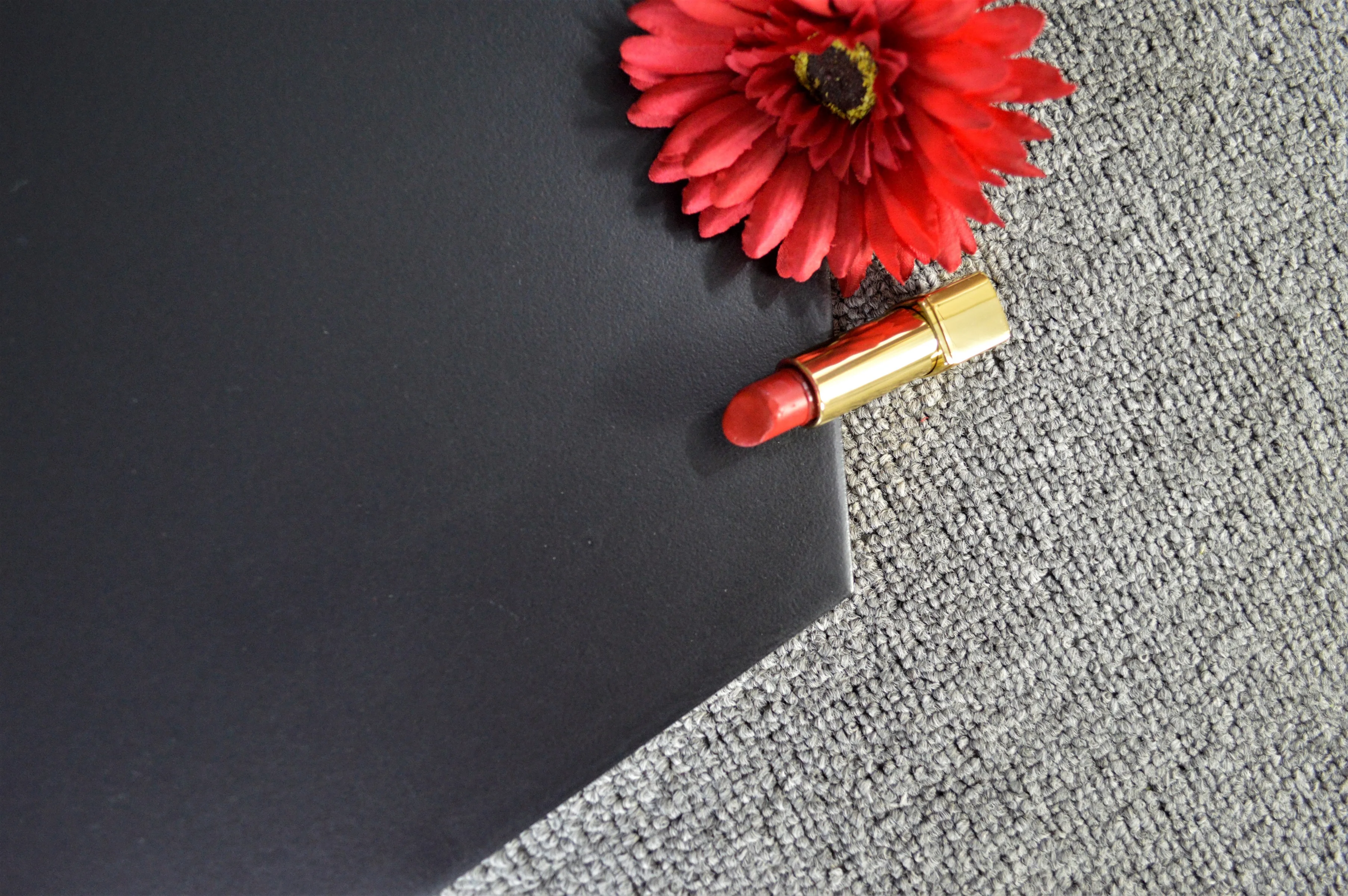 
LUSSO Ceramic royal 520x600mm Non-slip Black Color Firebrick Hexagon Porcellanato Home Floor Tile 