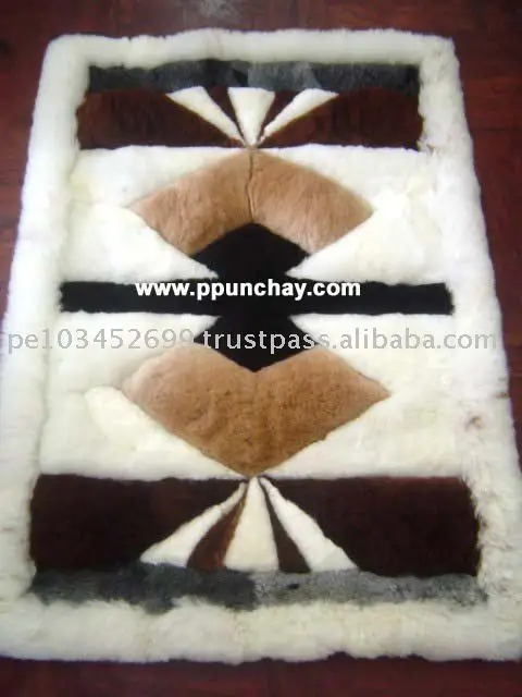 Peruvian Alpaca Fur Rug 39x27 Geometric Pattern for Home Use for Adults