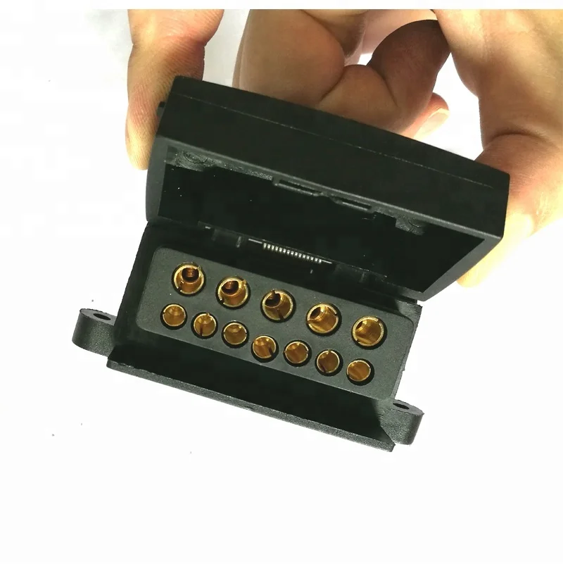 Cheapest12V flat connector Australia plastic 12 pin trailer adapter connector 12 pin trailer socket