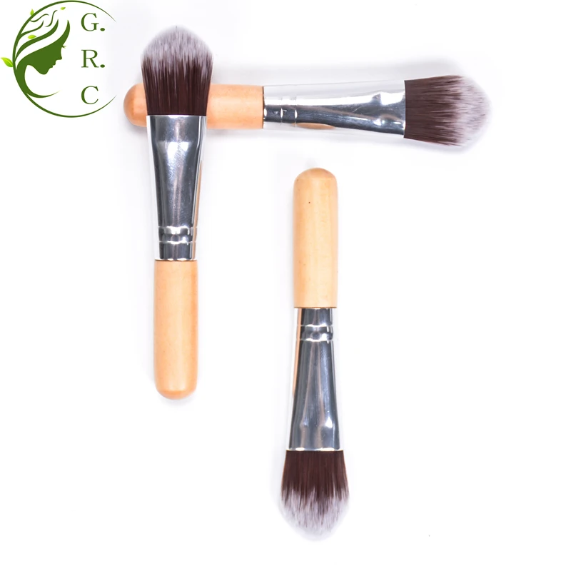 Single Wooden Private Label Short Handle 9cm Length Mini Liquid Makeup Custom Logo Cosmetic Mask Makeup Kabuki Foundation Brush