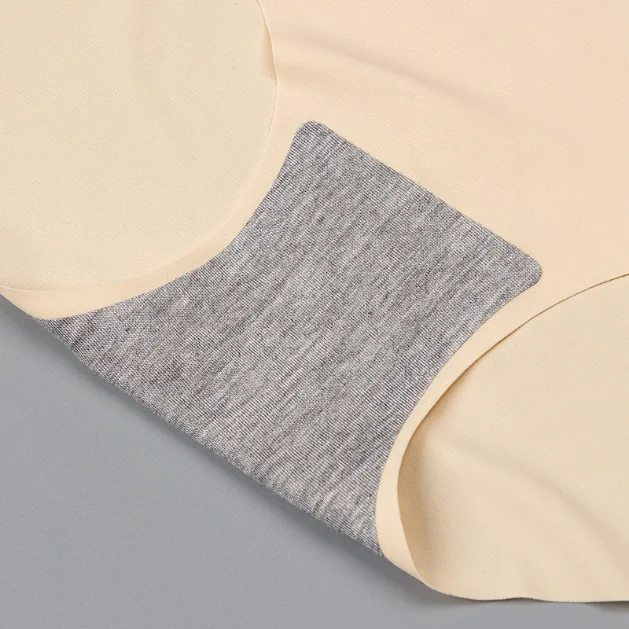 
2018 New arrival best selling briefs unisex underwear hot for lady hot sale seamless breathable ice silk panties 