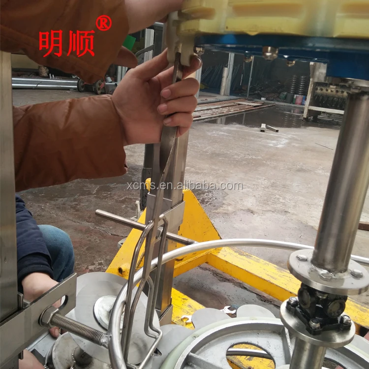 
poultry slaughter line use automatic chicken feet cutting machine /chicken feet cutter 