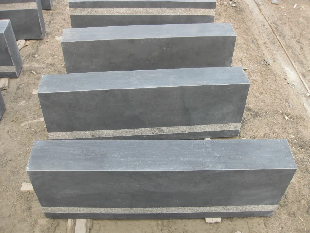 Дешевая спецбордюр из целестина лучше гранита