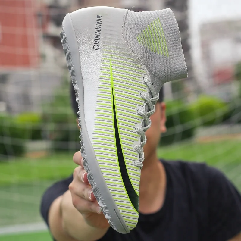 College football shoe Ventilation comfort and durability charms soccer boots for men