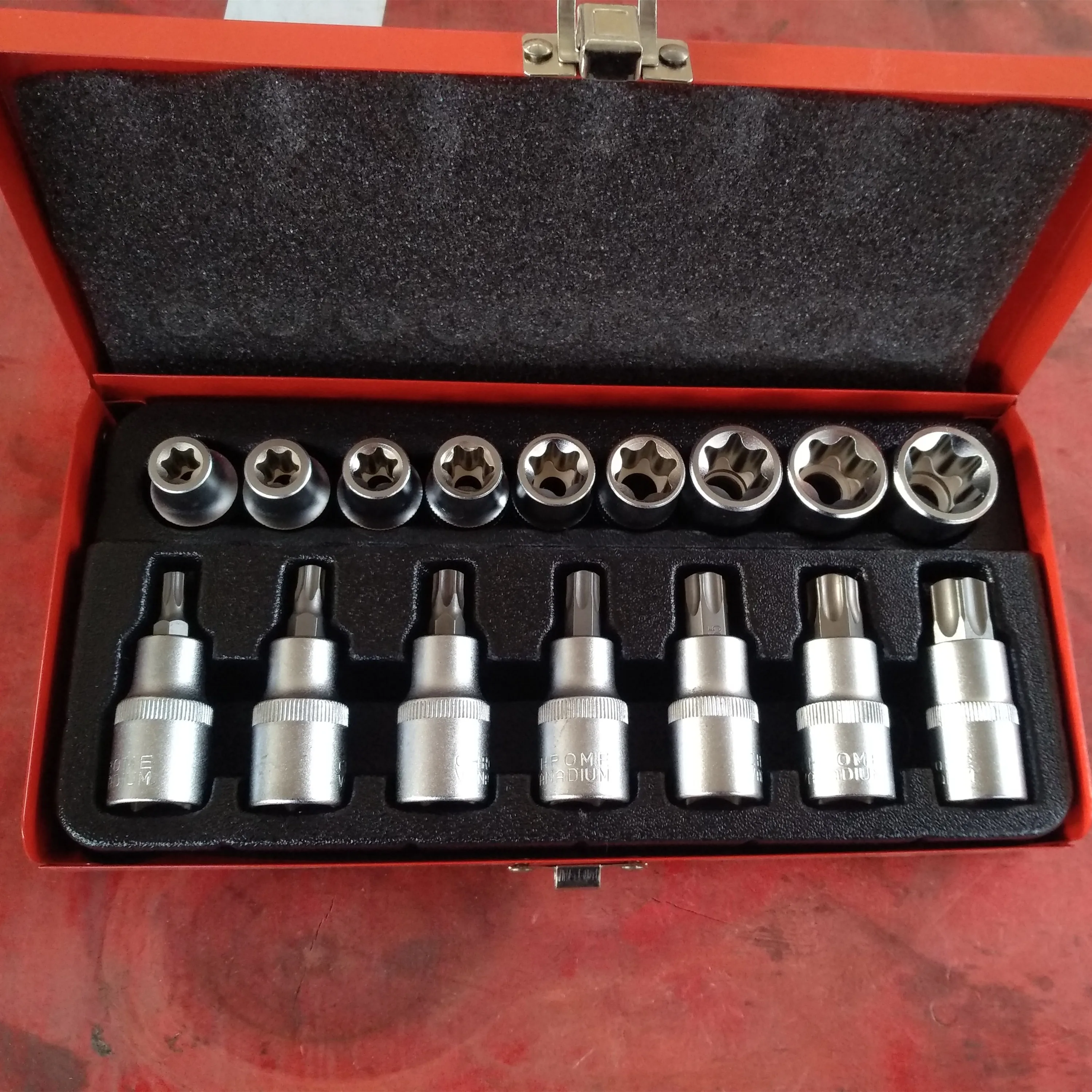 
TF-7027 16PCS 1/2 E Socket Torx sockets 