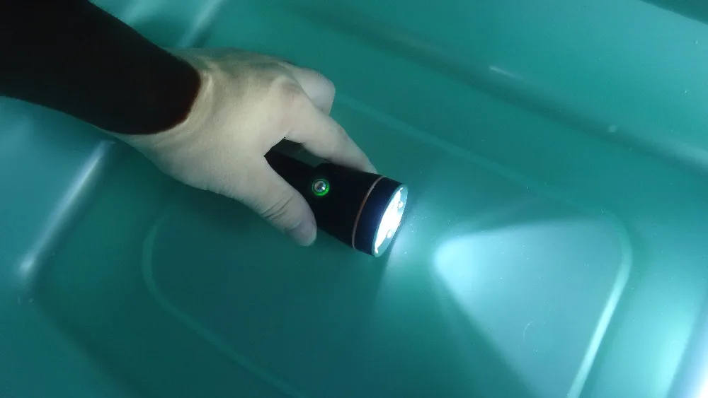 Severe Cold Professional 100 meters Waterproof Dive Flash Light Underwater LED Diving Flashlight Torch Lamp Light