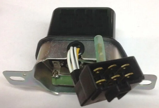 Регулятор напряжения AVR-551 27700-10110 27700-22000 27700-31011 27700-33010 27700-41011 27700-36010 27700-15040