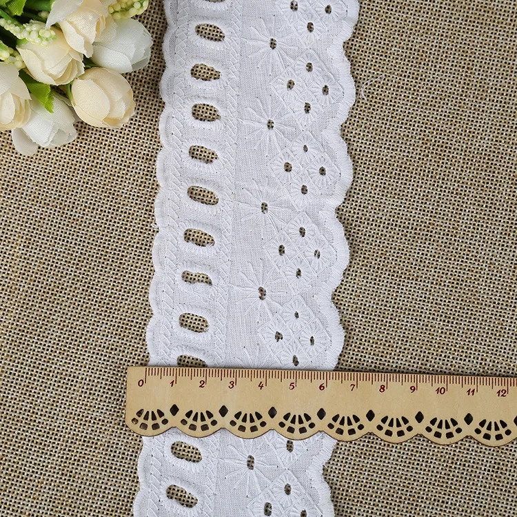 Manufacturer High Quality Wholesale Embroidery Floral  Delicate Polyester Flower Lace Trim For Garment Accessories