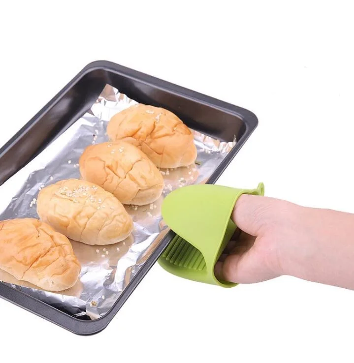 Wholesale Non-stick Heat Resistant  BPA Free Silicone Oven Mitts For Cooking