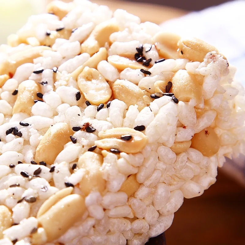 
Zhimaguan Chinese Delicious Food 300g Sweet Rice Cracker With Walnut Peanut 