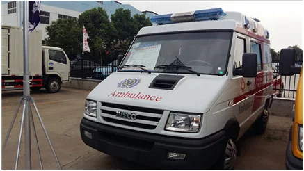 2021 new produced 4x4 Physical examination hospital car Mini Ambulance Vehicle