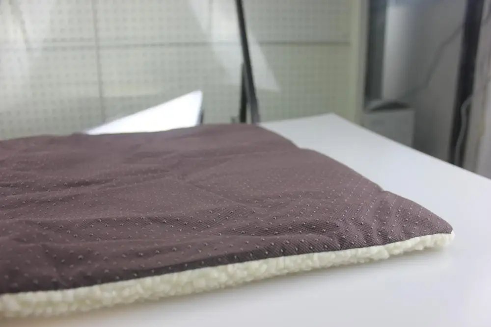 Self Heated Heating Thermal Pet Cat Dog Bed Cushion Mat Washable Super Warm Rug