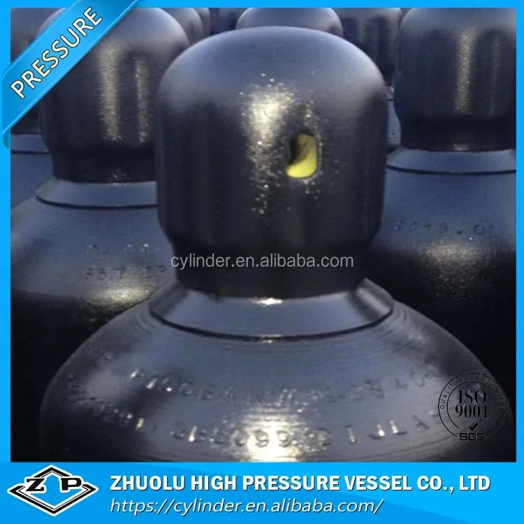 Кислородный баллон изготовлен из высококачественной стали для многократного сохранения кислорода для медицинского и промышленного использования