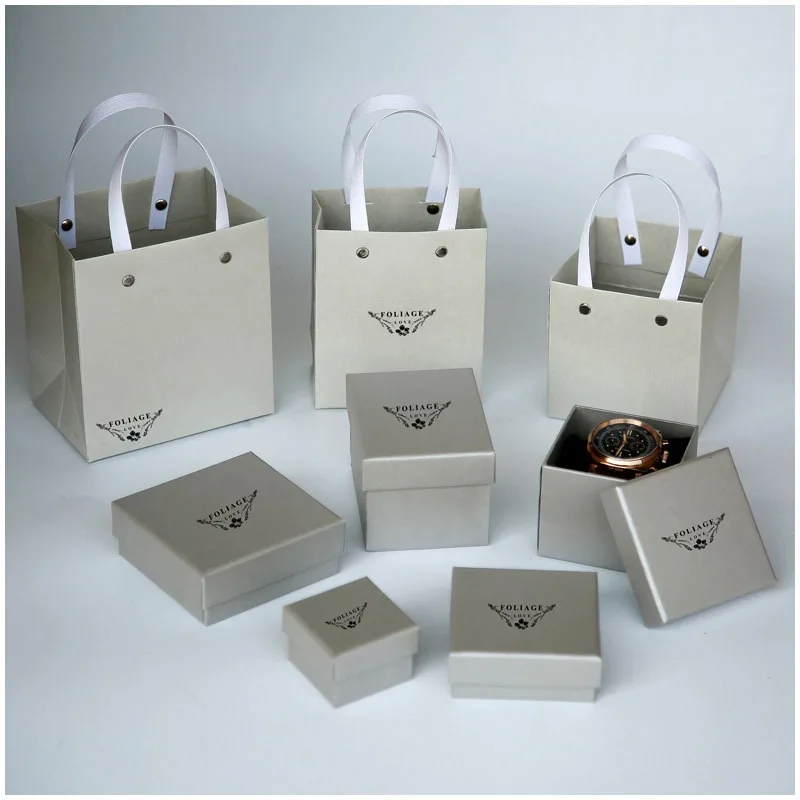 YK Серебряная коробка с индивидуальной печатью, роскошный стиль, оптовая продажа продукции, рекламные изделия с упаковкой логотипа