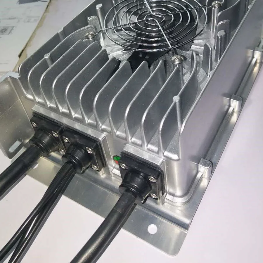 
2.2KW 96V 15A vehicle-mounted automatic charging machine,marine waterproof car battery charging machine,EV charger,OEM 