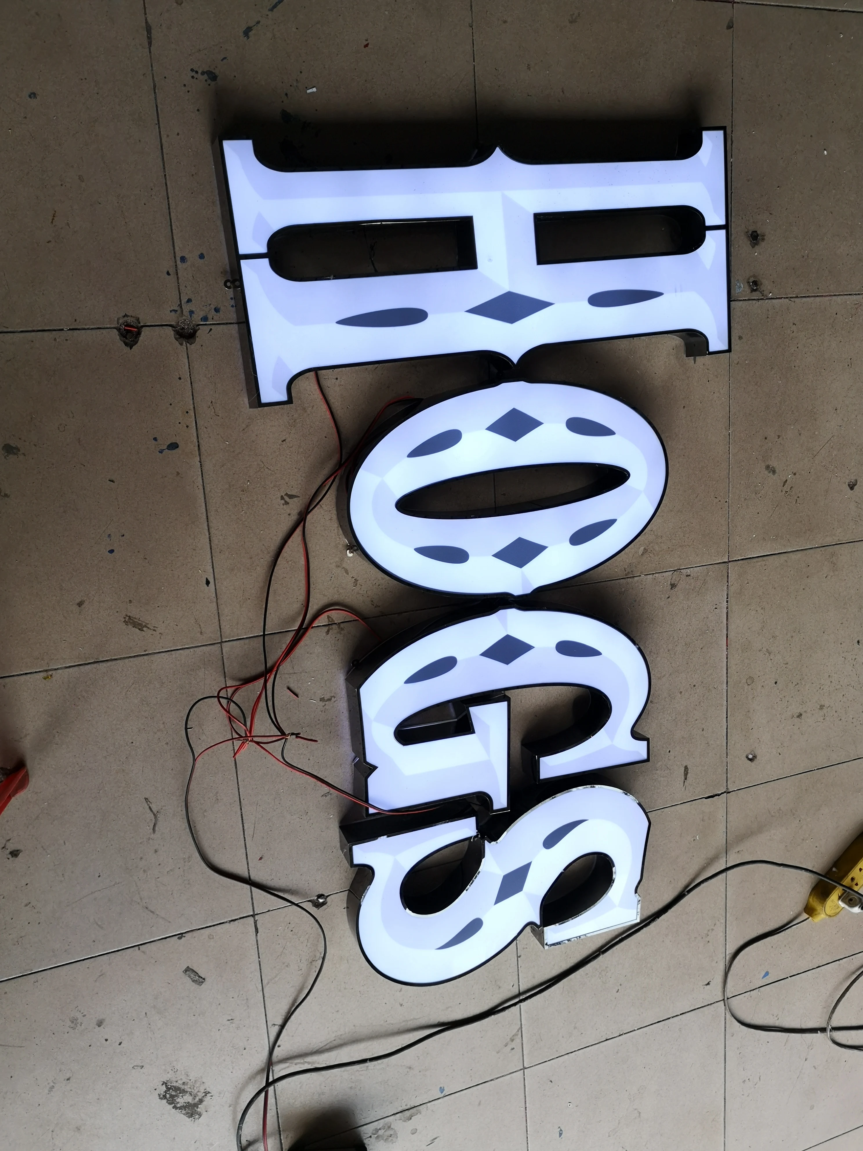 
LED channel backlit lighted metal letter signs acrylic signage box 