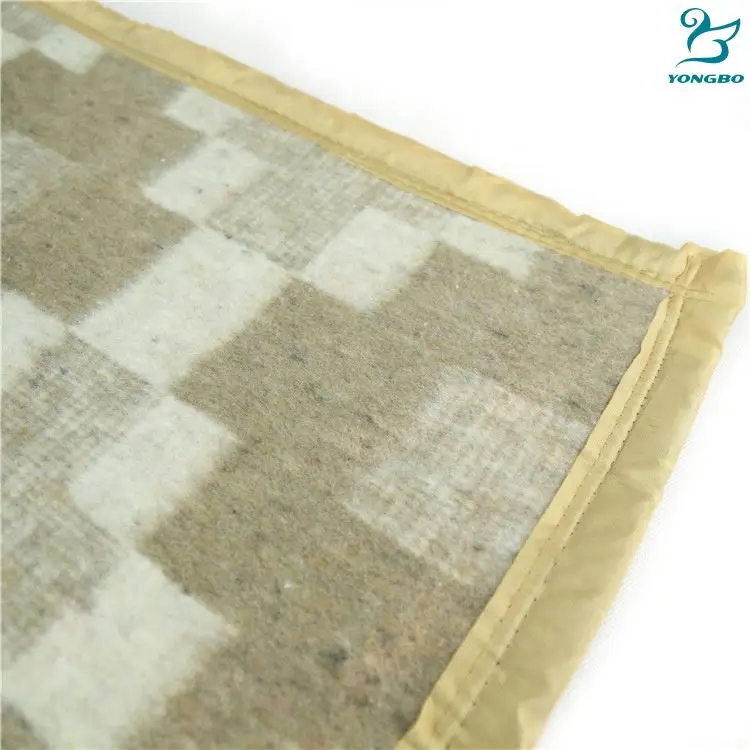 Wholesale cheap soft thick wool blanket recycled material blankets