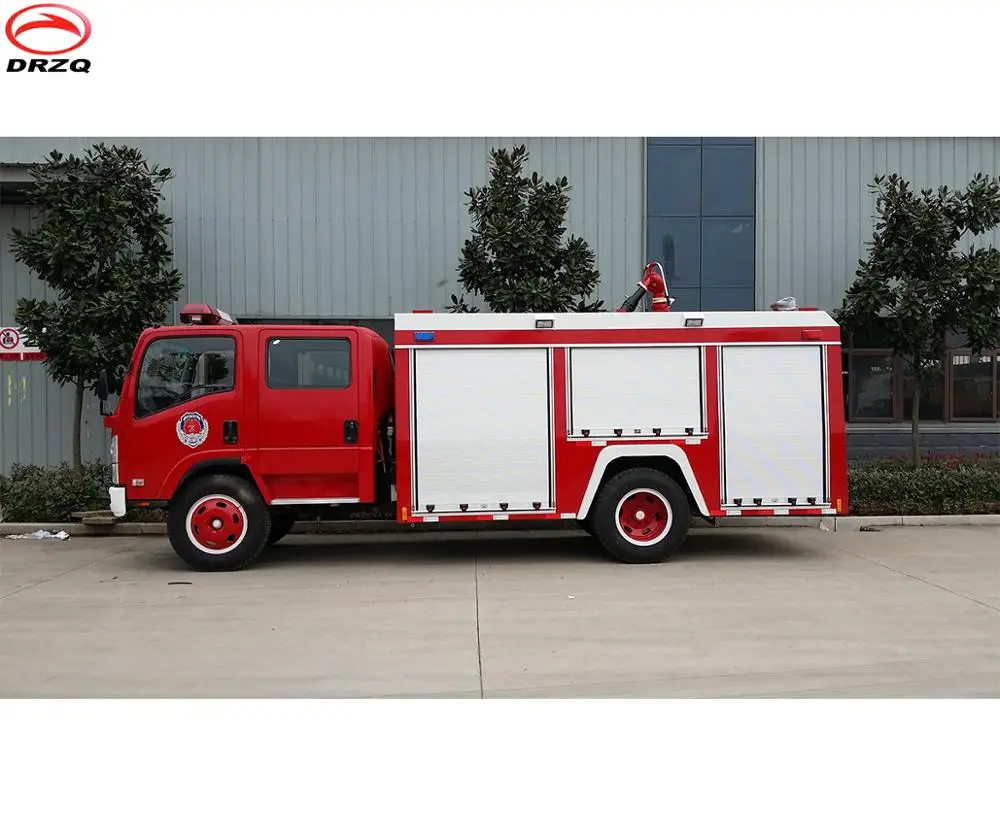 Famous Japan brand 3Tons small capacity Foam Fire Fighting Truck