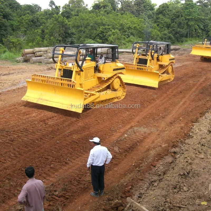 hot sale YTO Crawler tractor C802 with cab and dozer blade