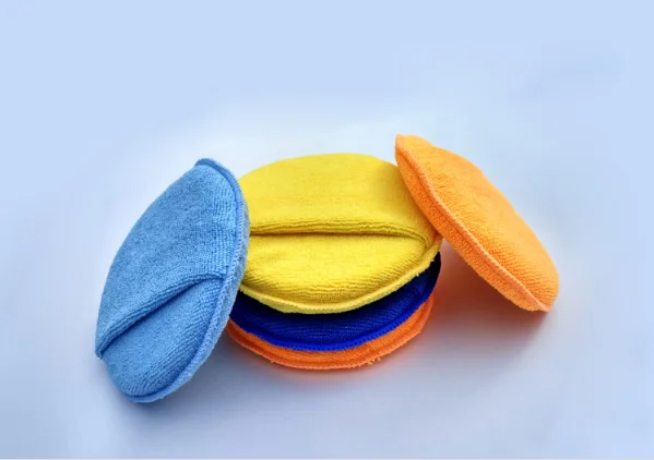 High density round microfiber polishing waxed sponge