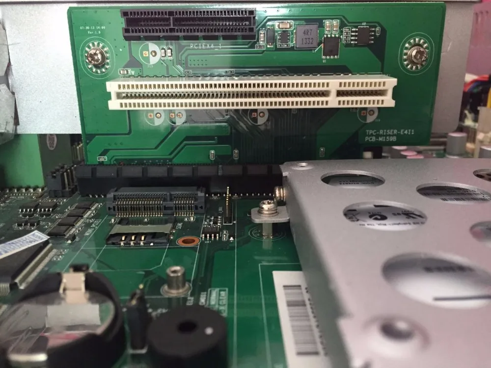 I3/I5/I7 CPU Industrial Embedded Computer eBOX-3622 IPC Fanless Mini Box PC