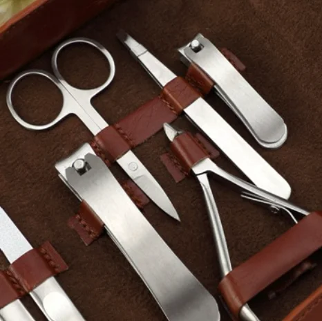 2020 high quality luxury leather multifunction  OEM 10 in 1 nail tools for gift gold color mens manicure_pedicure_set