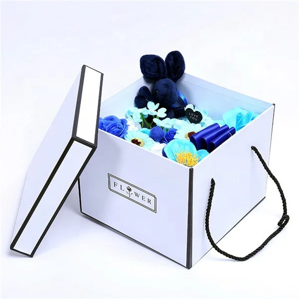 Pretty Pink Wedding Bride Artificial Flower Bouquet For Girls Custom Handmade New Valentine Soap Rose Plastic Flower Bouquet