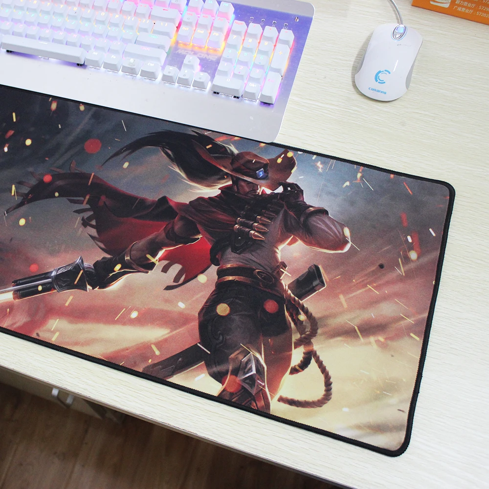 Hot selling customized gaming mouse pad /OEM factory custom  printing League of Legends rubber mouse pad