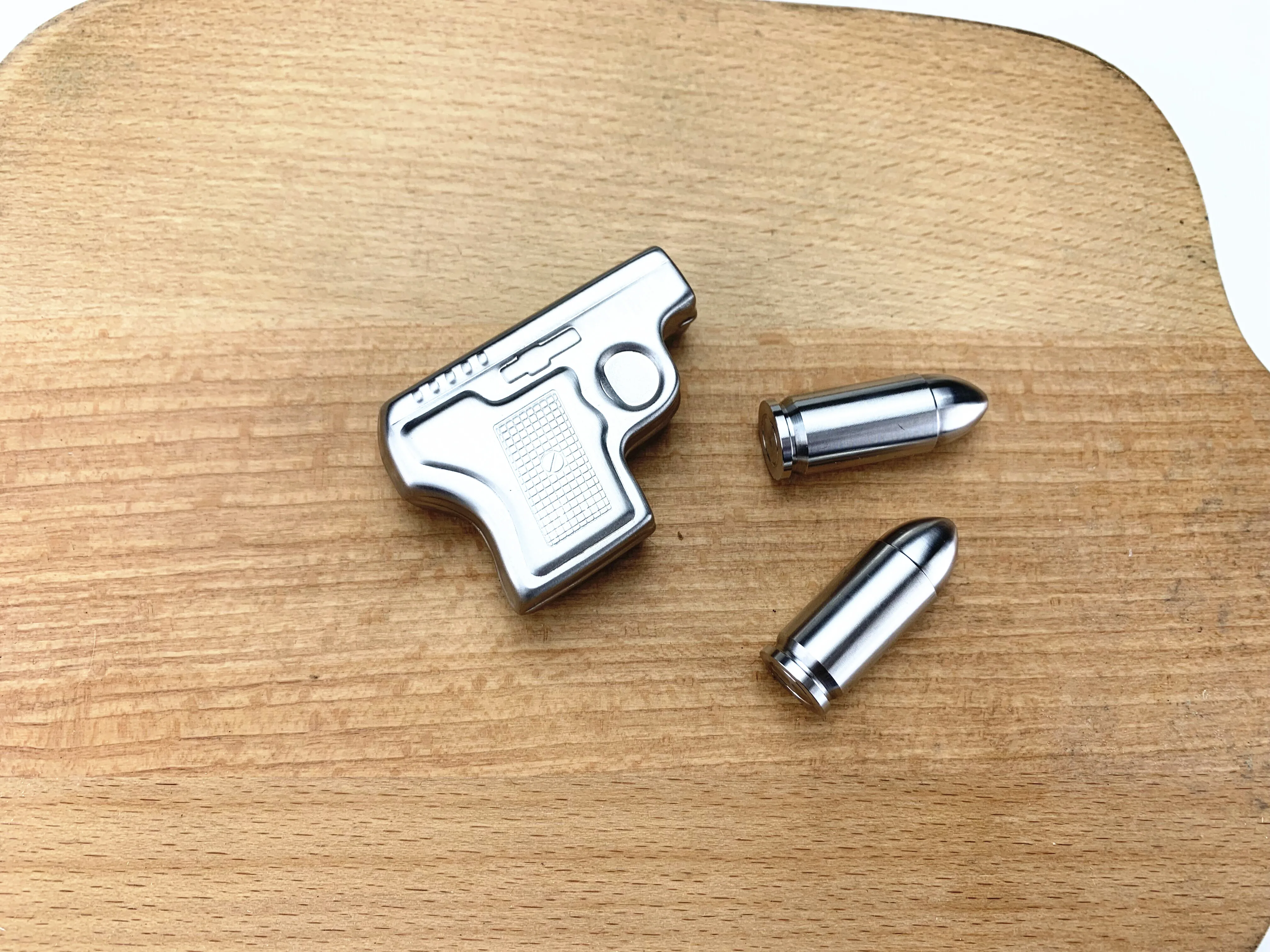 New Stainless Steel Pistol Gun shape and Bullet Ice cube Wine Chiller Chilling Stone