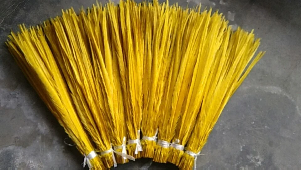 Отбеленное/окрашенное перо фазана, 22-24 дюйма (55-60 см)