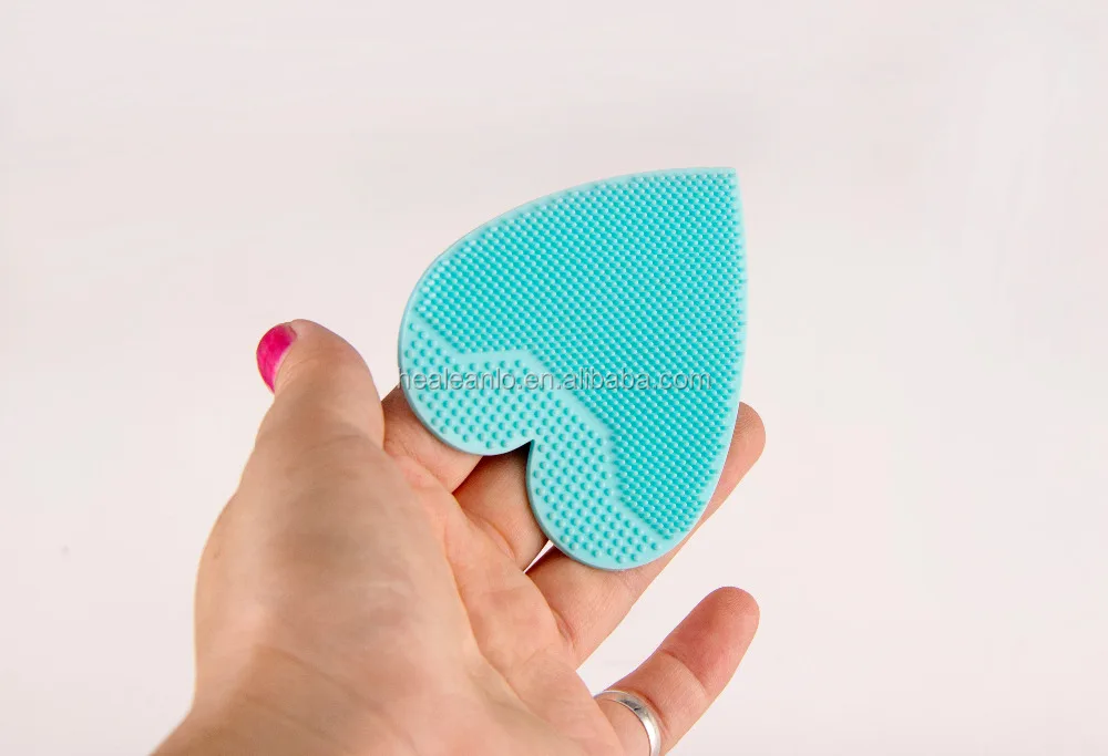 
Customized Exfoliating Spin Silicone Facial Cleansing Brush for Sensitive Skin Fashion Soft Brush Free of FDA 