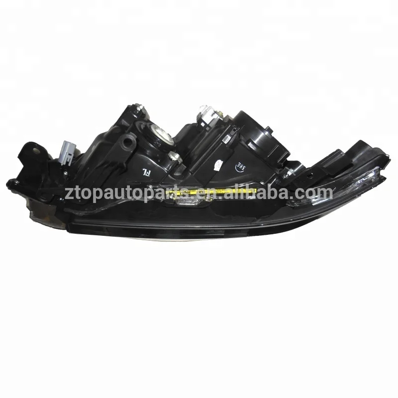 Auto Headlamp Car Lamp for Toyota Camry 2015-2017 81185-06D20