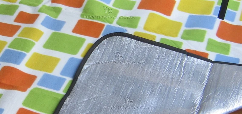 2 people dampproof aluminum outdoor picnic mat