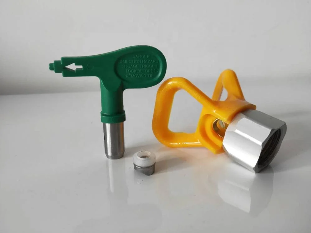 
WGR HEA green low pressure spray tip and yellow tip guard 