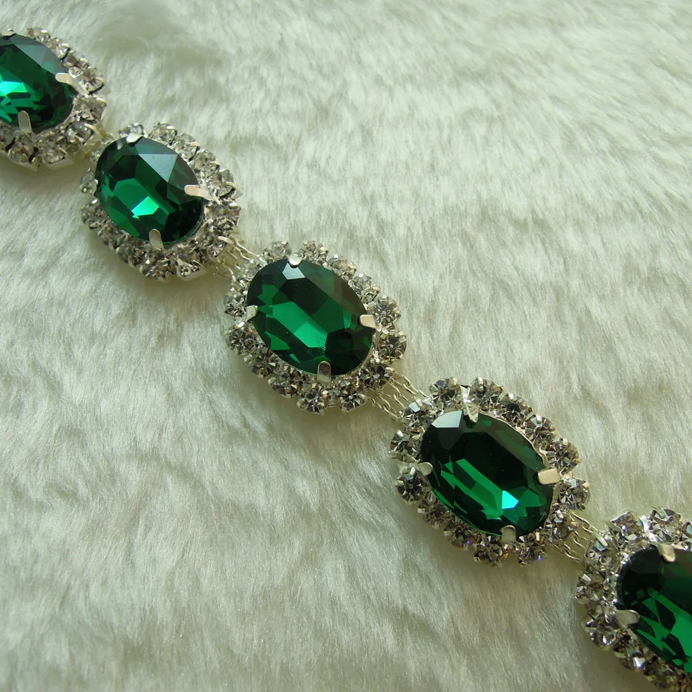 newest design preciosa Various sizes 6mm rhinestone cup chain