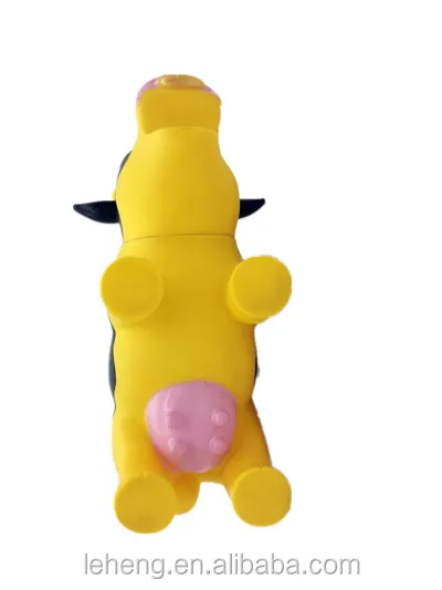 2023 Best selling products  custom plastic Make a sound cow animal toy squeeze toy farm animal toys