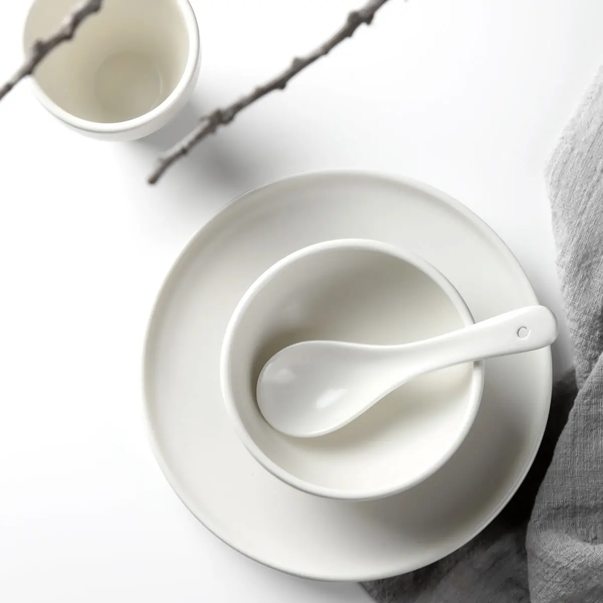 Factory direct matte white ceramic dinnerware sets,ceramic dishes and plate and porcelain rice bowl,tea cup for restaurant