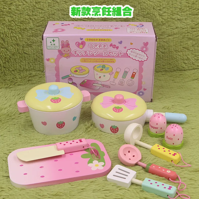 Wholesale Japanese Strawberry wooden Children Kitchen accessories toys cooking play set Toy for kids WDS004