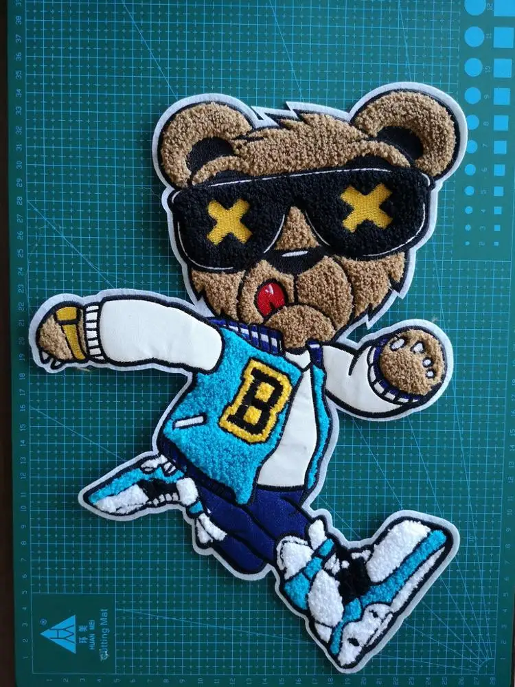 
GUGUTREE embroidery big chenille bear patches for denim jeans,animal cartoon badges DIY jackets,appliques patch AL-204317 