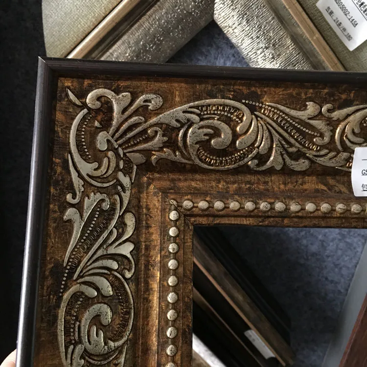 
 Пластиковая рамка для картин в классическом стиле  