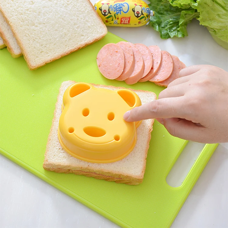 Plastic Bear Sandwich Crust Cutter DIY Bread Mold