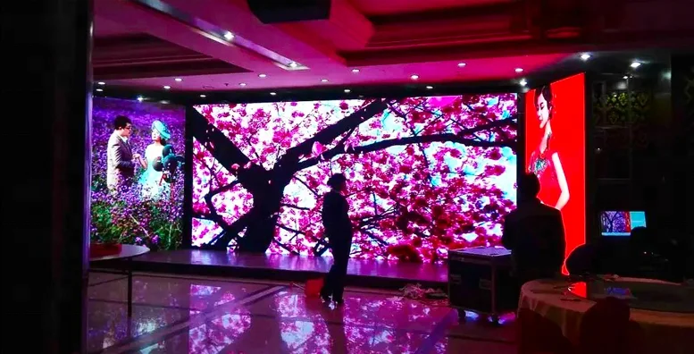 Hot-sale p4 SMD1921 commercial advertising RGB outdoor market wall advertising led billboard for best price