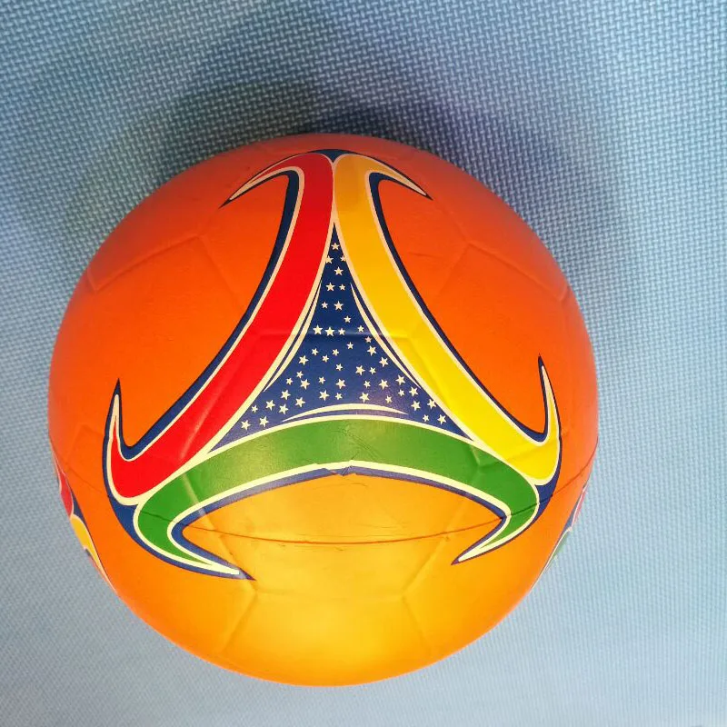 Customized Logo Rubber Smooth Surface Wholesale Football Soccer Ball