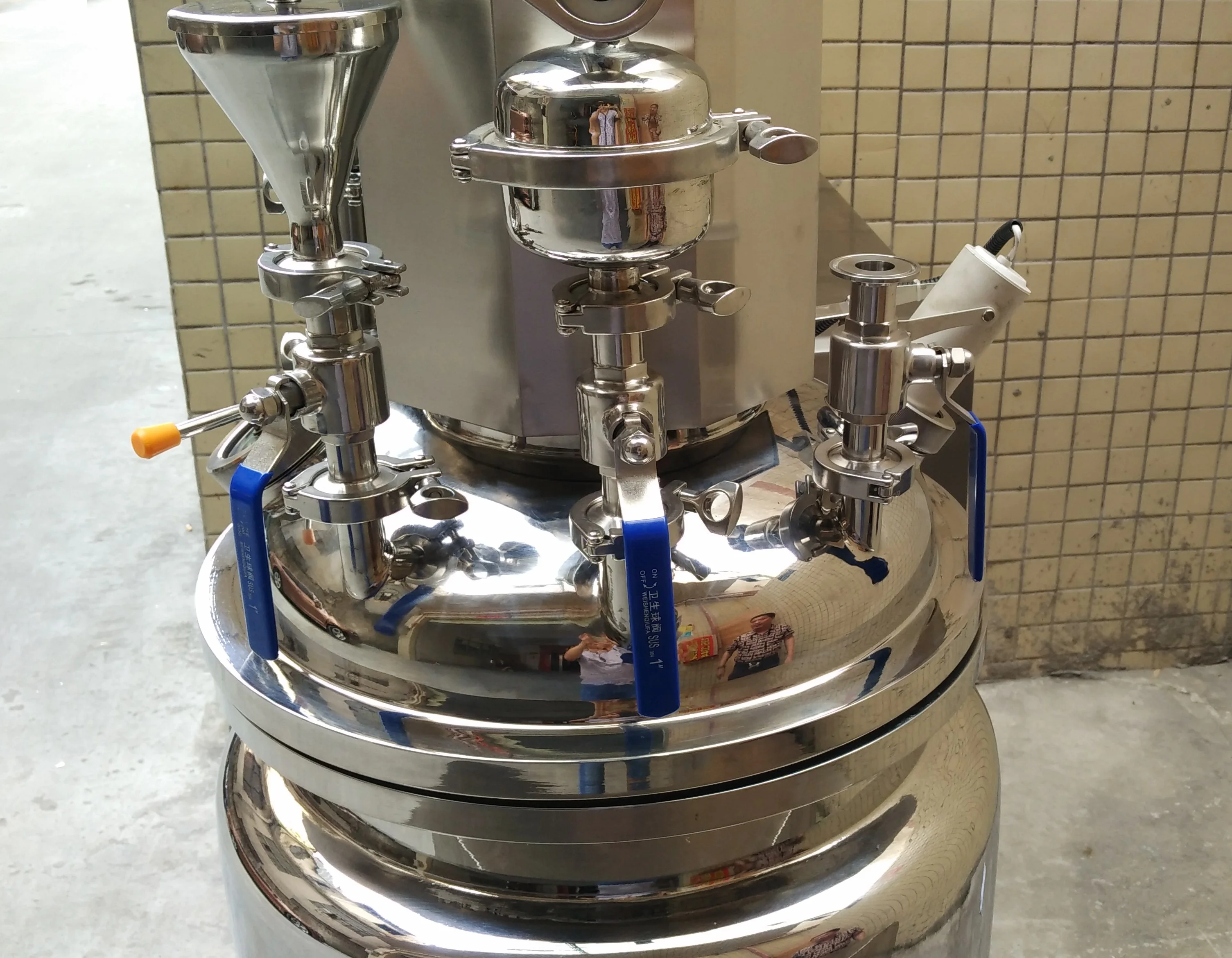 20-500 liters GMP standard vacuum emulsifier mixer homogenizer cosmetics mixer
