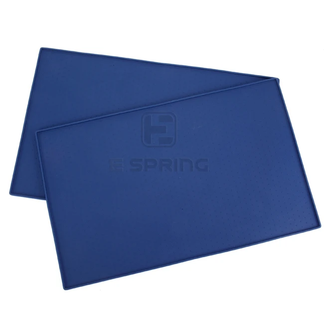 Waterproof Pet Feeding Mat with Lip Silicone Placemat Non Slip Pet Bowl Mat for Cats Dogs