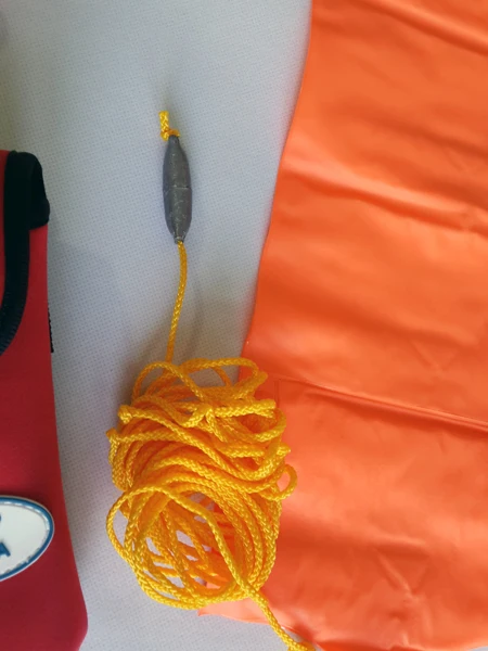 Outdoor spearfishing Diving float dive PVC inflatable spearfishing marker buoy.