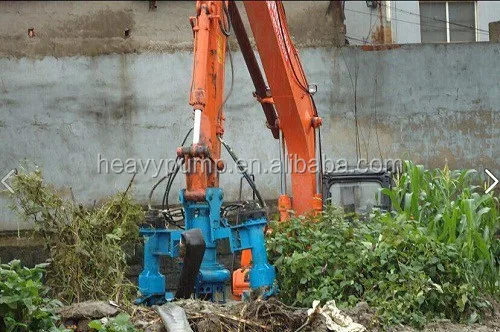 vertical submersible sand dredger pump with agitators beside