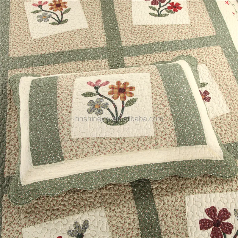 Wholesale customized Queen 100% polyester printed microfiber patchwork quilt