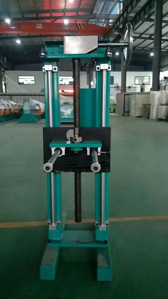 Сварочная рама двойного назначения, Сварочная стойка как для сердечника, так и для припоя лезвия