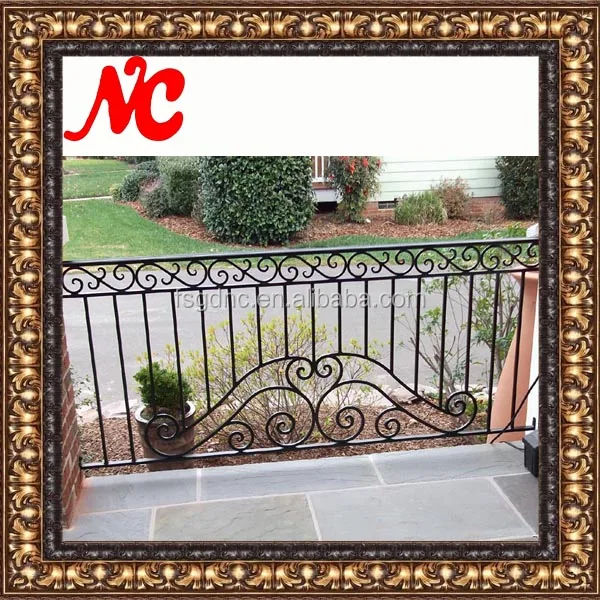 
Простой дизайн гриля для балкона 